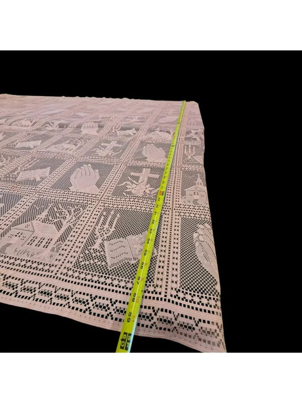 Pink Lace Religious Christian Tablecloth Praying Hands Cross Church 100